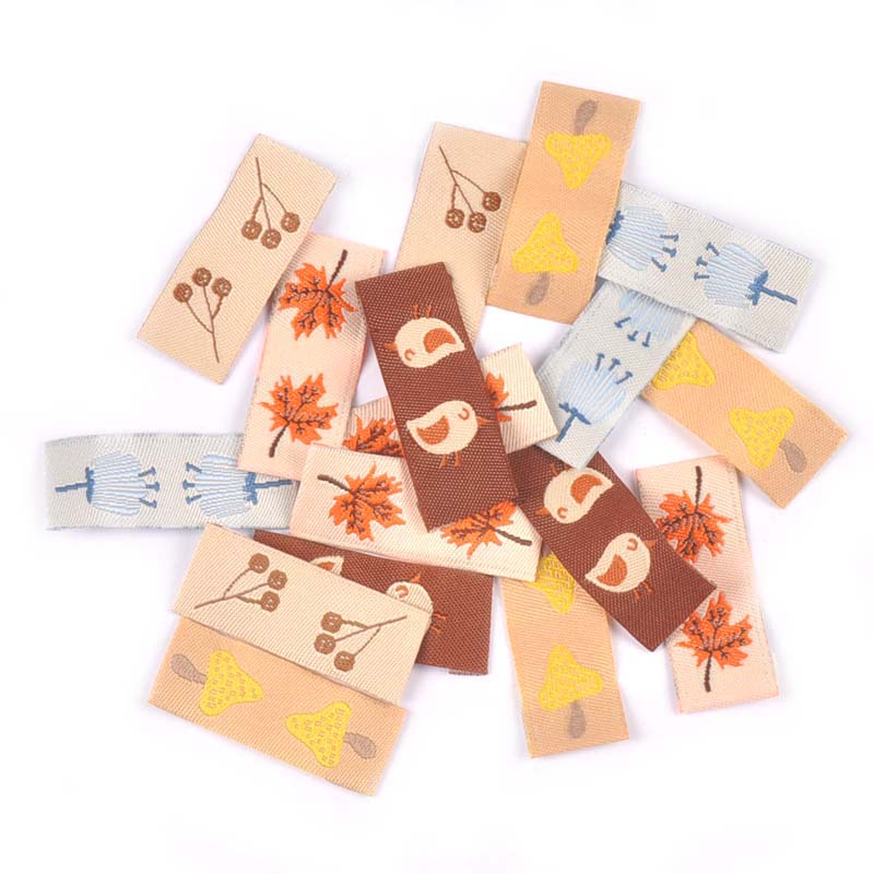 Baby Clothing Labels - 50Pcs Maple/Mushroom Embroidery Washable Labels Sewing