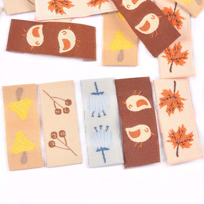 50Pcs Maple/Mushroom Embroider - огляд і ціна Baby Clothing Labels