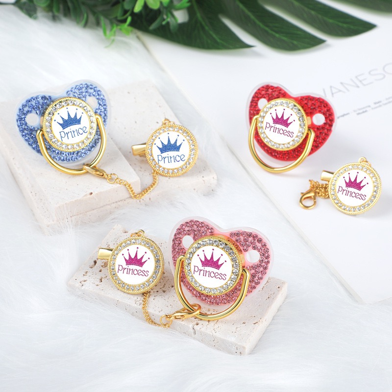Luxury Crown Pacifier Clip Cha - огляд і ціна Baby Clothing Gift Set